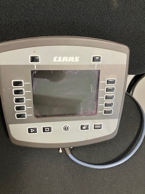 Claas Variant 365 - Oprema za prevrtanje sijena: slika Claas Variant 365 - Oprema za prevrtanje sijena Claas Variant 365 - Oprema za prevrtanje sijena: slika Claas Variant 365 - Oprema za prevrtanje sijena