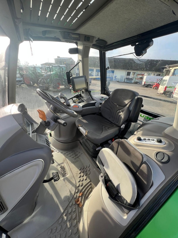 Deutz-Fahr 6210 TTV Serie - Traktor: slika Deutz-Fahr 6210 TTV Serie - Traktor Deutz-Fahr 6210 TTV Serie - Traktor: slika Deutz-Fahr 6210 TTV Serie - Traktor