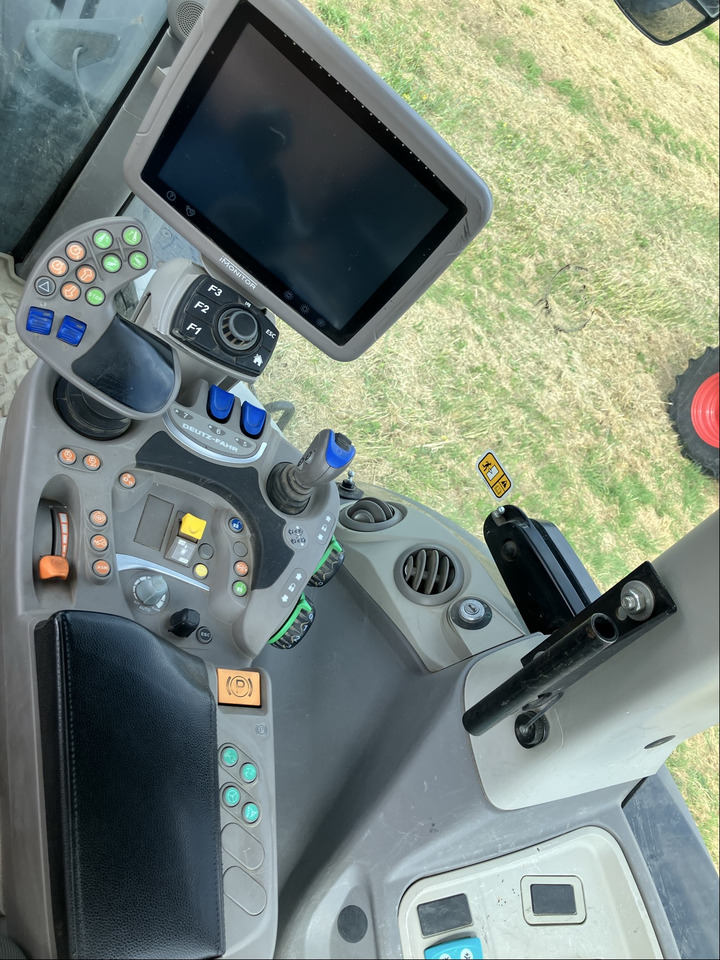 Deutz-Fahr 9340 TTV - Traktor: slika Deutz-Fahr 9340 TTV - Traktor Deutz-Fahr 9340 TTV - Traktor: slika Deutz-Fahr 9340 TTV - Traktor