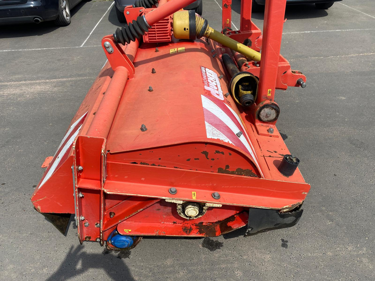 Dücker Unimäher UM 27 HV - Malčer sa čekićima: slika Dücker Unimäher UM 27 HV - Malčer sa čekićima Dücker Unimäher UM 27 HV - Malčer sa čekićima: slika Dücker Unimäher UM 27 HV - Malčer sa čekićima