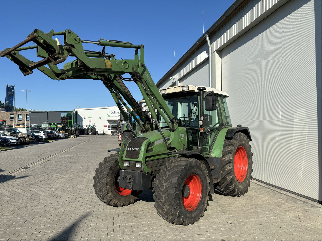 Fendt 309 C - Traktor: slika Fendt 309 C - Traktor Fendt 309 C - Traktor: slika Fendt 309 C - Traktor