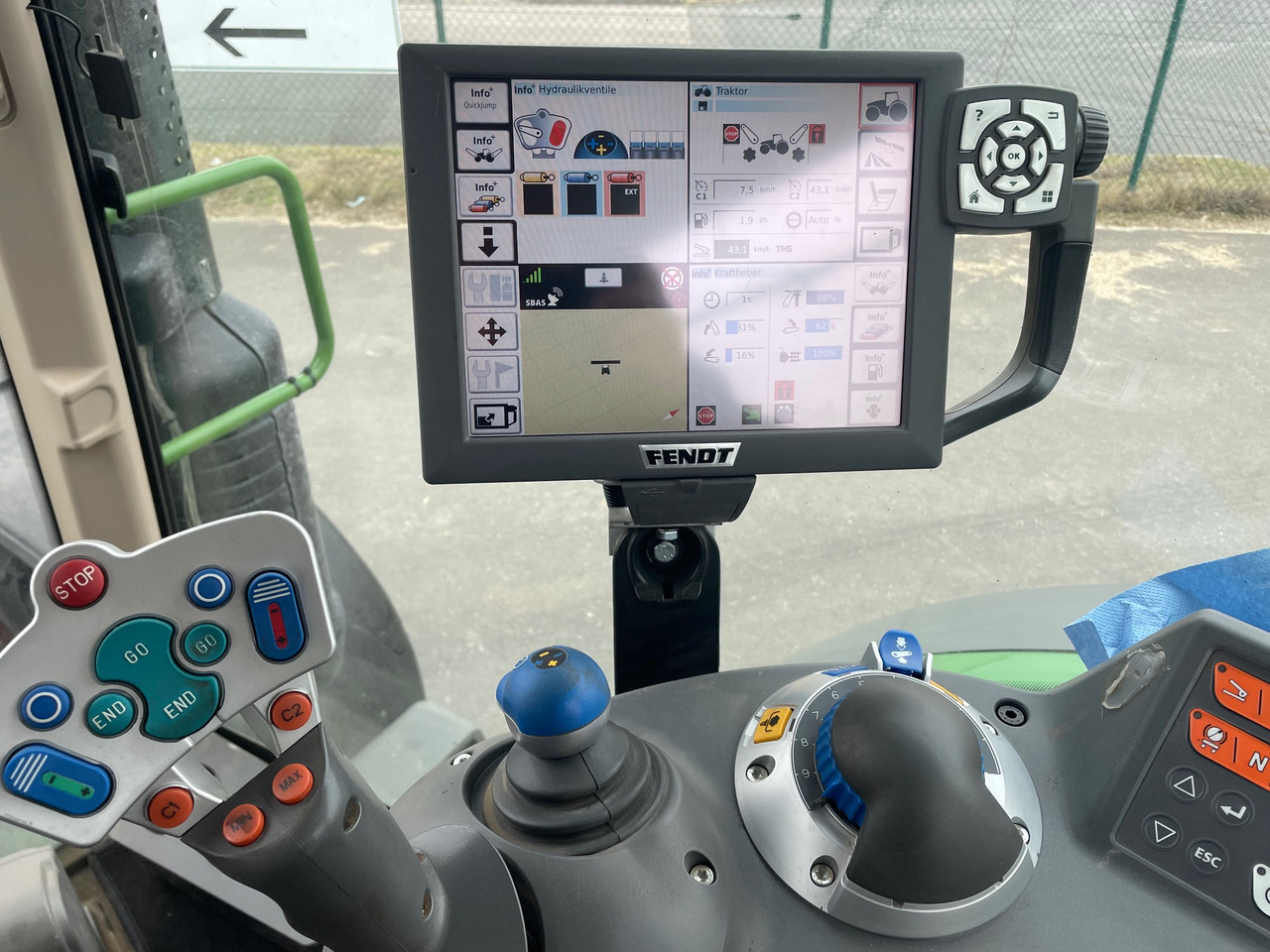 Fendt 313 Vario S4 ProfiPlus - Traktor: slika Fendt 313 Vario S4 ProfiPlus - Traktor Fendt 313 Vario S4 ProfiPlus - Traktor: slika Fendt 313 Vario S4 ProfiPlus - Traktor