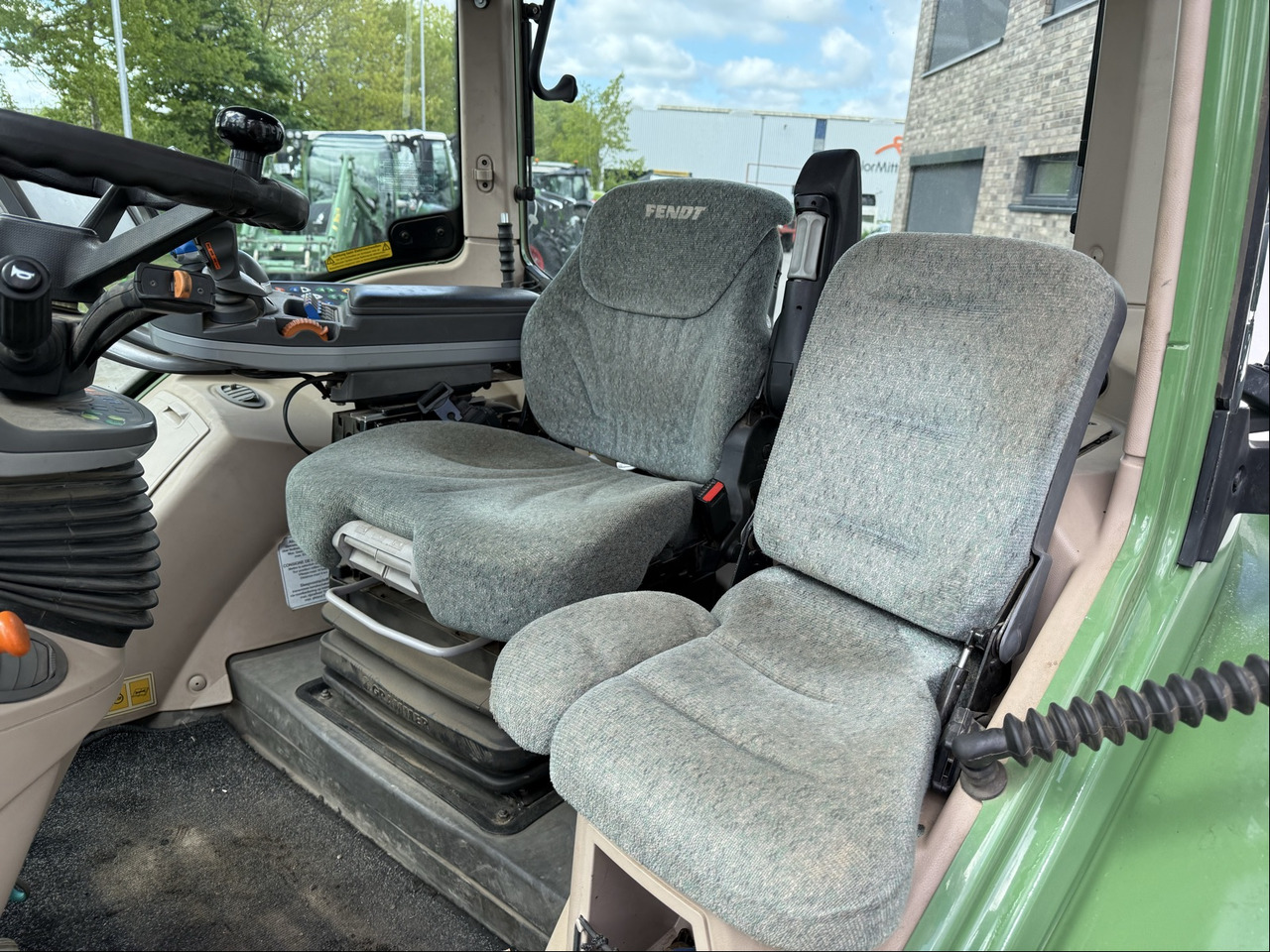 Fendt 514 Vario SCR ProfiPlus - Traktor: slika Fendt 514 Vario SCR ProfiPlus - Traktor Fendt 514 Vario SCR ProfiPlus - Traktor: slika Fendt 514 Vario SCR ProfiPlus - Traktor