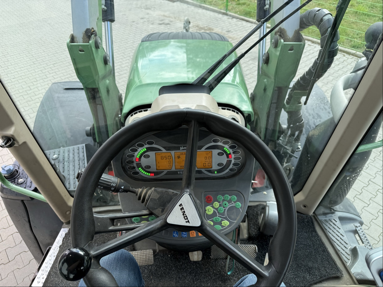 Fendt 514 Vario SCR ProfiPlus - Traktor: slika Fendt 514 Vario SCR ProfiPlus - Traktor Fendt 514 Vario SCR ProfiPlus - Traktor: slika Fendt 514 Vario SCR ProfiPlus - Traktor