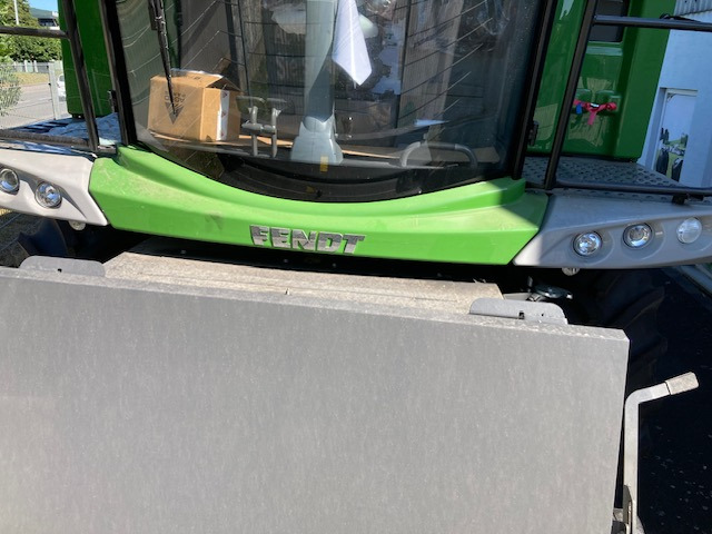 Fendt 5255L MCS - Kombajn za žetvu: slika Fendt 5255L MCS - Kombajn za žetvu Fendt 5255L MCS - Kombajn za žetvu: slika Fendt 5255L MCS - Kombajn za žetvu