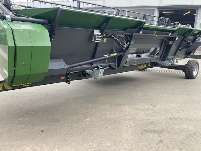 Fendt 6335C Stage 5 - Kombajn za žetvu: slika Fendt 6335C Stage 5 - Kombajn za žetvu Fendt 6335C Stage 5 - Kombajn za žetvu: slika Fendt 6335C Stage 5 - Kombajn za žetvu