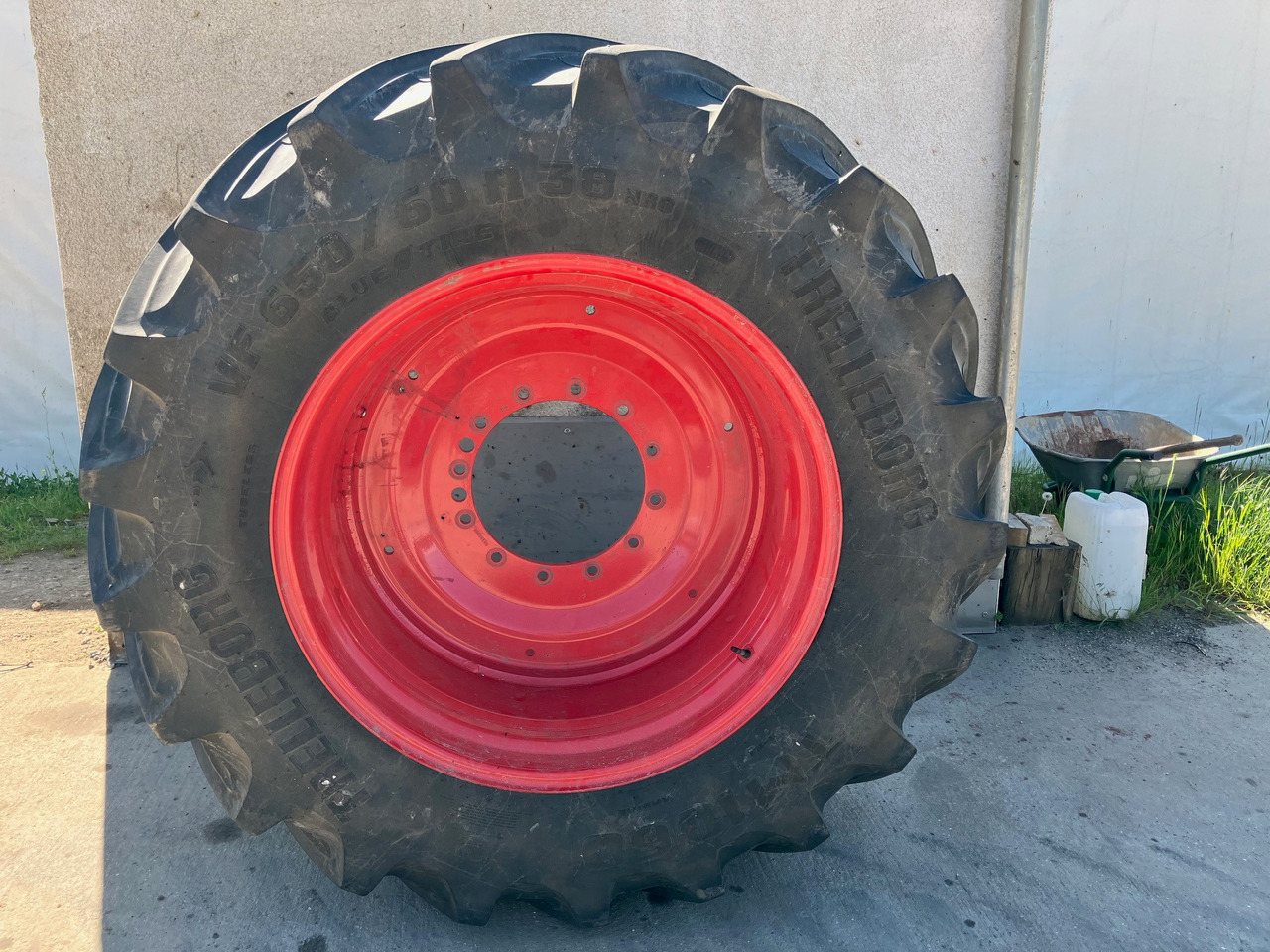 Fendt 650/60R38 750/70R44 - Gume i felge: slika Fendt 650/60R38 750/70R44 - Gume i felge Fendt 650/60R38 750/70R44 - Gume i felge: slika Fendt 650/60R38 750/70R44 - Gume i felge