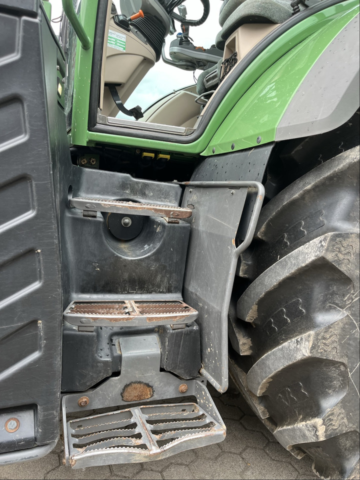 Fendt 716 Vario S4 - Traktor: slika Fendt 716 Vario S4 - Traktor Fendt 716 Vario S4 - Traktor: slika Fendt 716 Vario S4 - Traktor