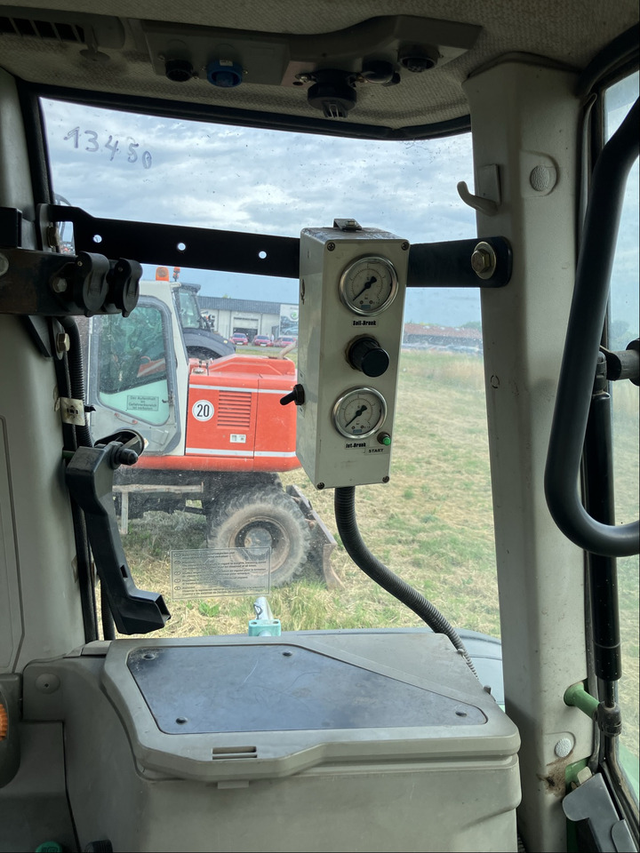 Fendt 718 Com3 Vario TMS - Traktor: slika Fendt 718 Com3 Vario TMS - Traktor Fendt 718 Com3 Vario TMS - Traktor: slika Fendt 718 Com3 Vario TMS - Traktor