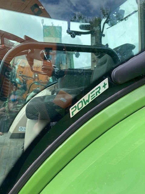 Fendt 718 Gen 6 - Traktor: slika Fendt 718 Gen 6 - Traktor Fendt 718 Gen 6 - Traktor: slika Fendt 718 Gen 6 - Traktor