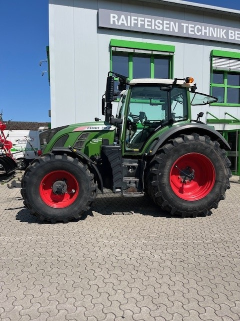 Fendt 718 V S4 - Traktor: slika Fendt 718 V S4 - Traktor Fendt 718 V S4 - Traktor: slika Fendt 718 V S4 - Traktor