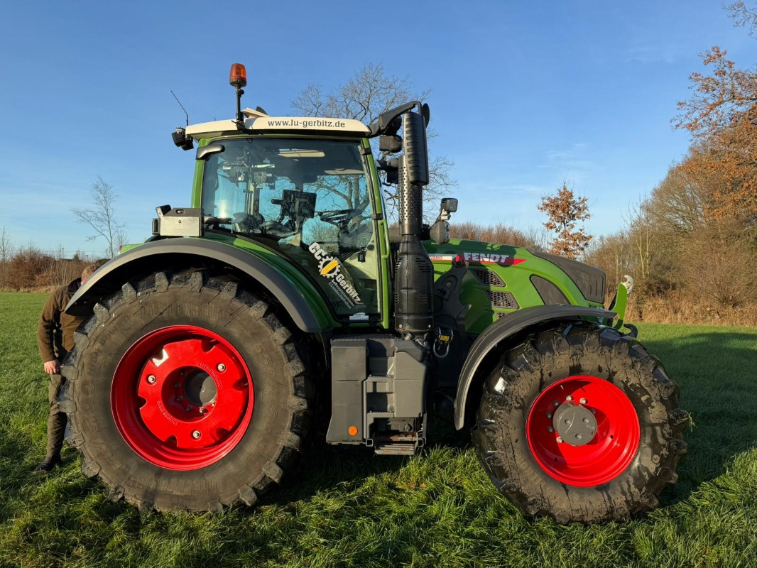 Fendt 722 Vario Gen6 ProfiPlus - Traktor: slika Fendt 722 Vario Gen6 ProfiPlus - Traktor Fendt 722 Vario Gen6 ProfiPlus - Traktor: slika Fendt 722 Vario Gen6 ProfiPlus - Traktor