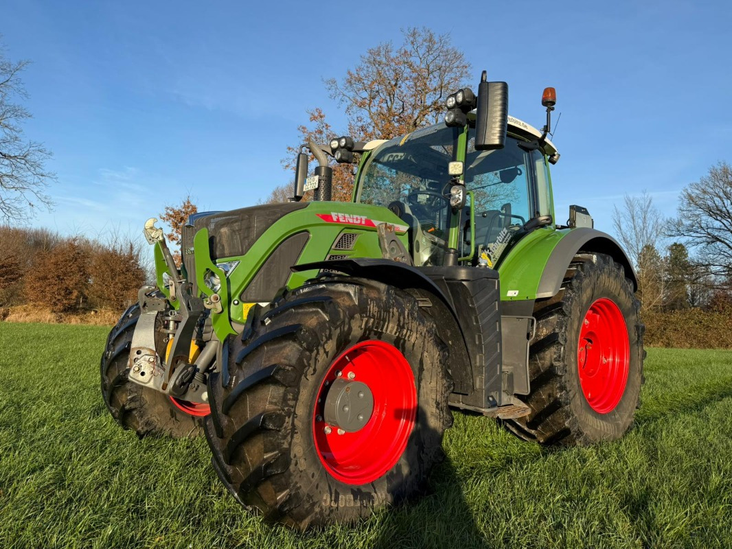 Fendt 722 Vario Gen6 ProfiPlus - Traktor: slika Fendt 722 Vario Gen6 ProfiPlus - Traktor Fendt 722 Vario Gen6 ProfiPlus - Traktor: slika Fendt 722 Vario Gen6 ProfiPlus - Traktor