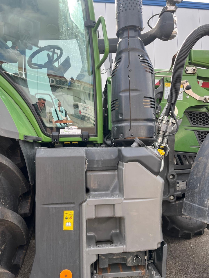 Fendt 724 Vario Gen6 ProfiPlus - Traktor: slika Fendt 724 Vario Gen6 ProfiPlus - Traktor Fendt 724 Vario Gen6 ProfiPlus - Traktor: slika Fendt 724 Vario Gen6 ProfiPlus - Traktor