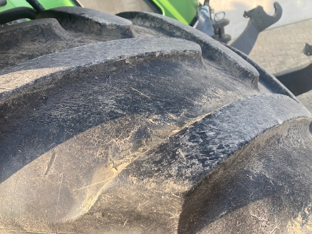 Traktor Fendt 724 Vario S4 Profi: slika Traktor Fendt 724 Vario S4 Profi