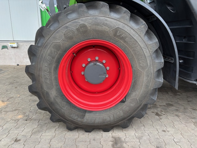 Fendt 726 Vario Gen7 Profi Setting2 - Traktor: slika Fendt 726 Vario Gen7 Profi Setting2 - Traktor Fendt 726 Vario Gen7 Profi Setting2 - Traktor: slika Fendt 726 Vario Gen7 Profi Setting2 - Traktor