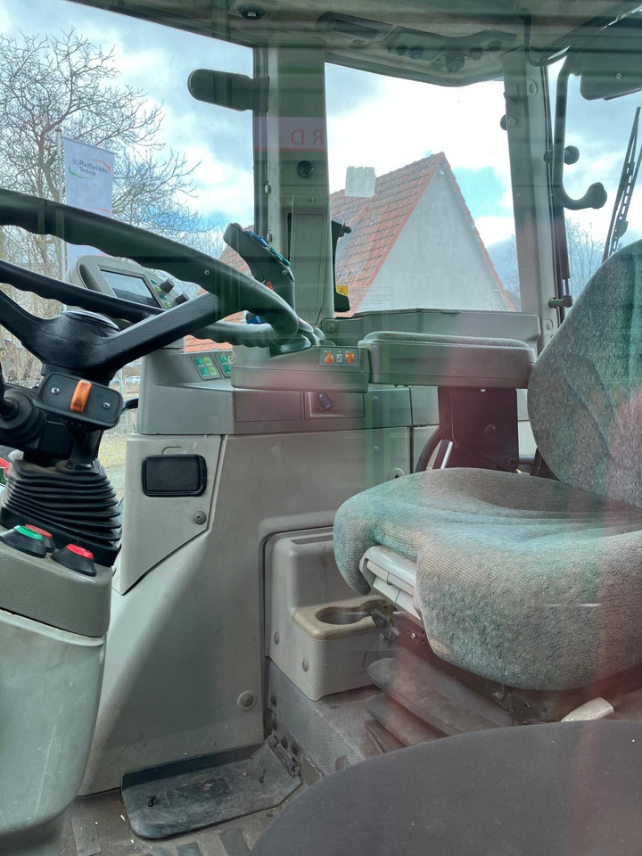 Fendt 817 Vario TMS - Traktor: slika Fendt 817 Vario TMS - Traktor Fendt 817 Vario TMS - Traktor: slika Fendt 817 Vario TMS - Traktor