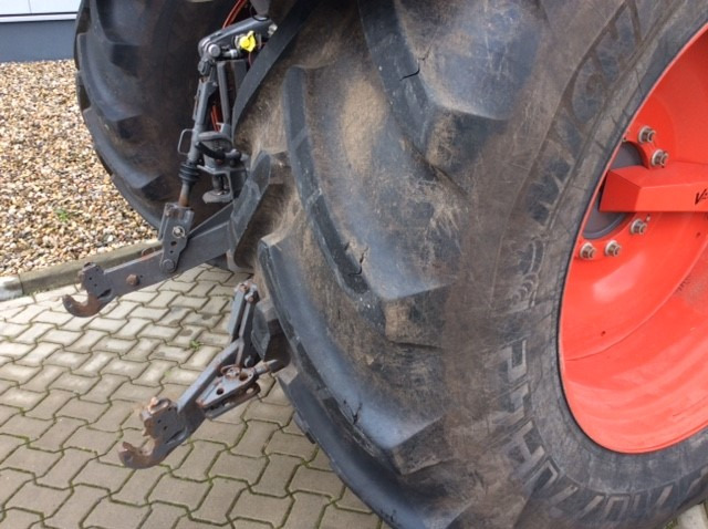 Fendt 824 Vario S4 Profi - Traktor: slika Fendt 824 Vario S4 Profi - Traktor Fendt 824 Vario S4 Profi - Traktor: slika Fendt 824 Vario S4 Profi - Traktor