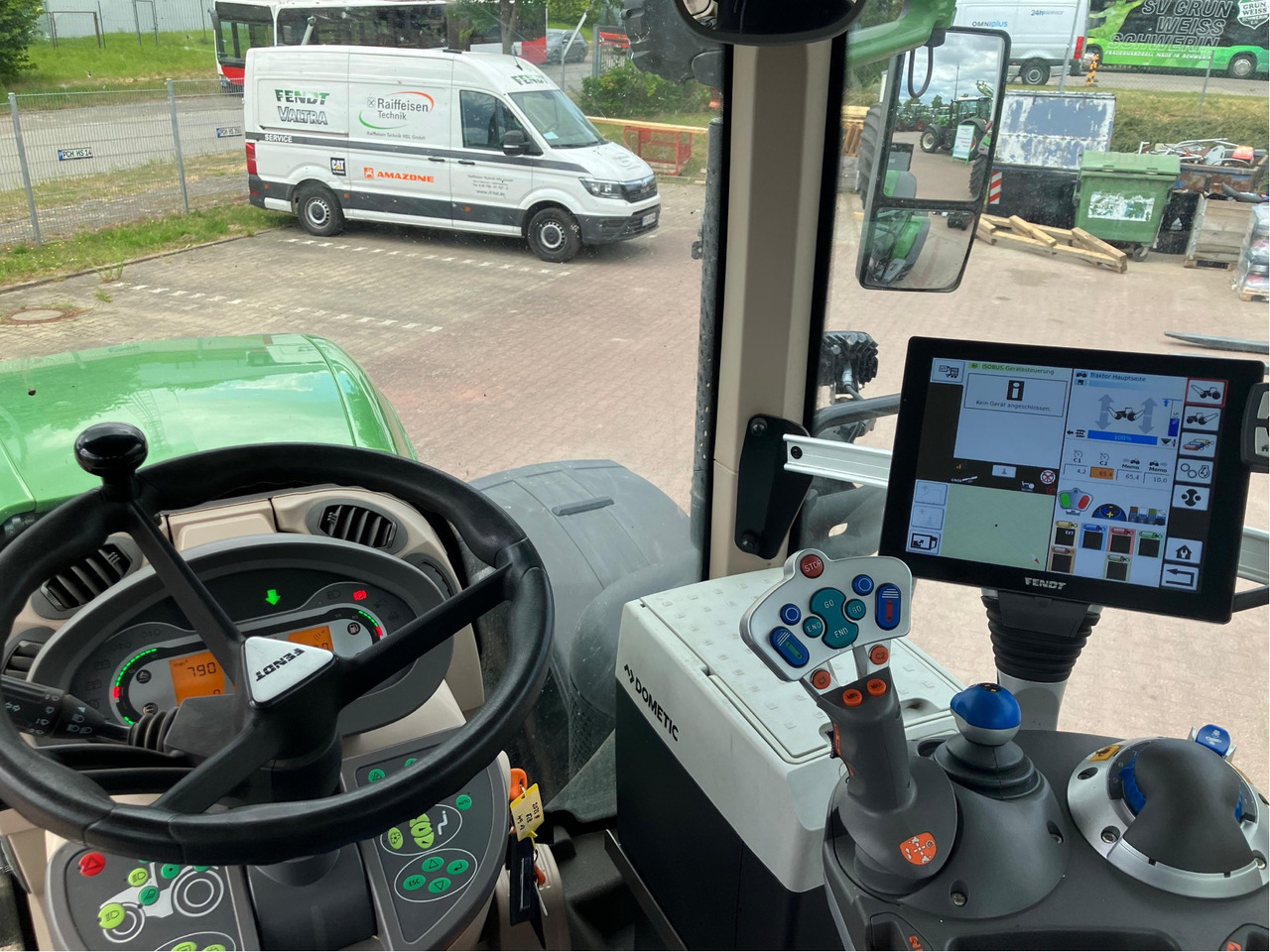 Fendt 828 Vario S4 ProfiPlus - Traktor: slika Fendt 828 Vario S4 ProfiPlus - Traktor Fendt 828 Vario S4 ProfiPlus - Traktor: slika Fendt 828 Vario S4 ProfiPlus - Traktor