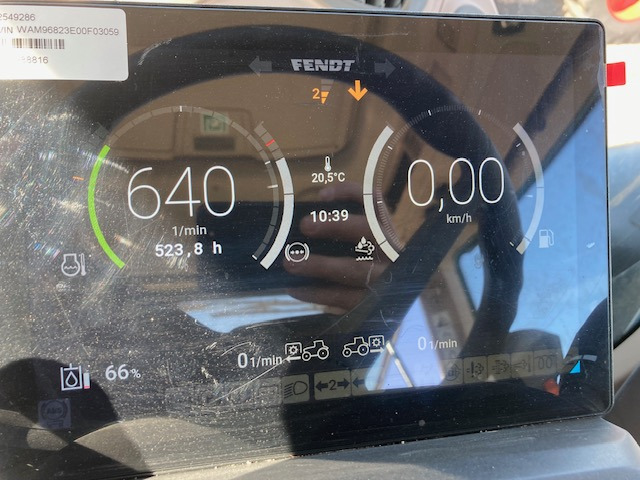 Fendt 930 Vario Gen7 Profi Setting2 - Traktor: slika Fendt 930 Vario Gen7 Profi Setting2 - Traktor Fendt 930 Vario Gen7 Profi Setting2 - Traktor: slika Fendt 930 Vario Gen7 Profi Setting2 - Traktor