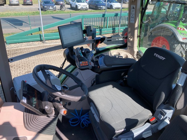 Fendt 930 Vario Gen7 Profi Setting2 - Traktor: slika Fendt 930 Vario Gen7 Profi Setting2 - Traktor Fendt 930 Vario Gen7 Profi Setting2 - Traktor: slika Fendt 930 Vario Gen7 Profi Setting2 - Traktor