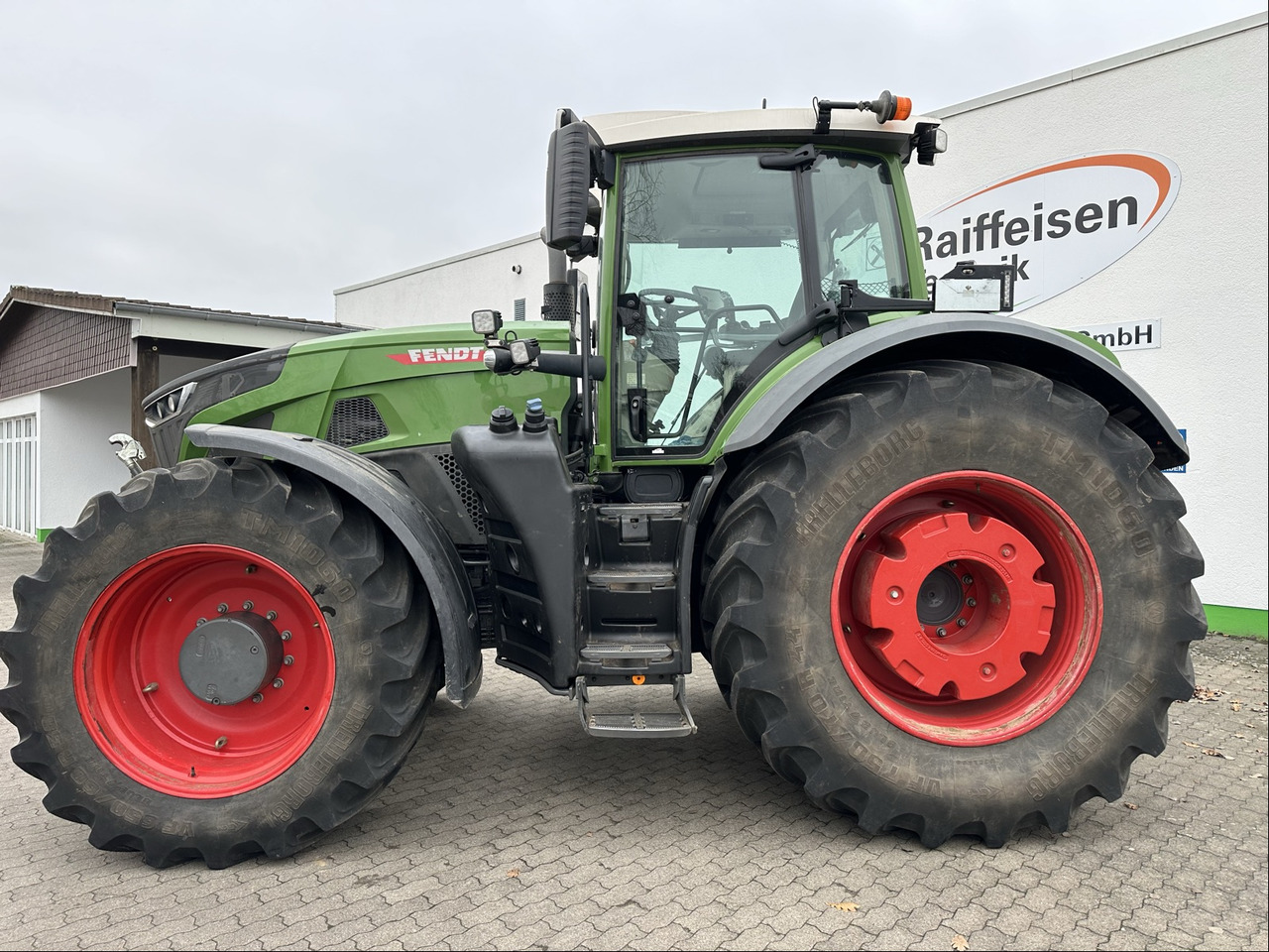 Fendt 942 Vario Gen6 ProfiPlus - Traktor: slika Fendt 942 Vario Gen6 ProfiPlus - Traktor Fendt 942 Vario Gen6 ProfiPlus - Traktor: slika Fendt 942 Vario Gen6 ProfiPlus - Traktor
