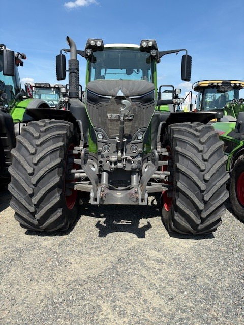 Fendt 942 Vario Gen6 ProfiPlus - Traktor: slika Fendt 942 Vario Gen6 ProfiPlus - Traktor Fendt 942 Vario Gen6 ProfiPlus - Traktor: slika Fendt 942 Vario Gen6 ProfiPlus - Traktor