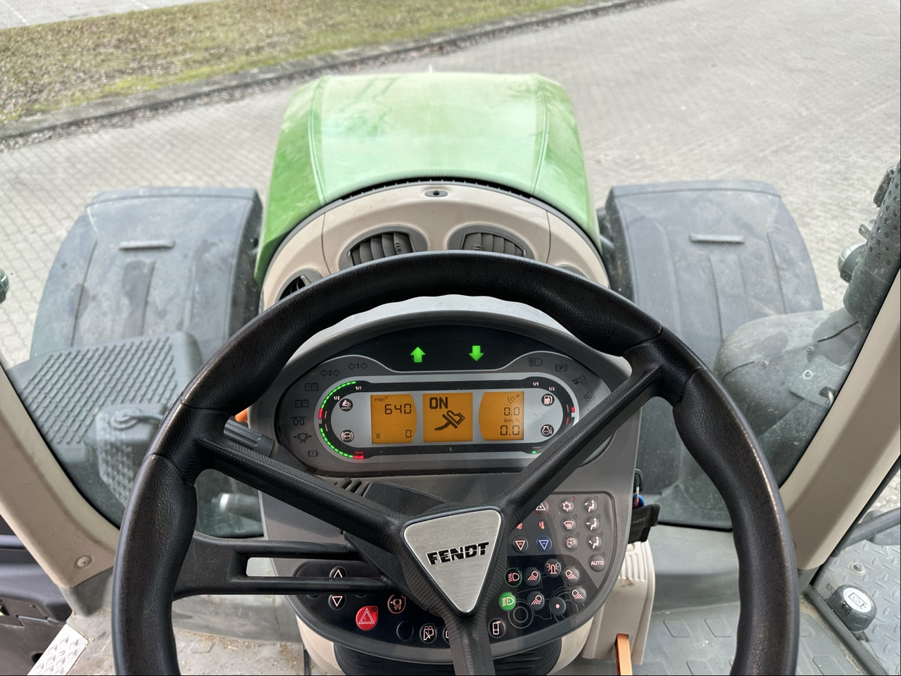 Fendt 942 Vario Gen6 ProfiPlus - Traktor: slika Fendt 942 Vario Gen6 ProfiPlus - Traktor Fendt 942 Vario Gen6 ProfiPlus - Traktor: slika Fendt 942 Vario Gen6 ProfiPlus - Traktor