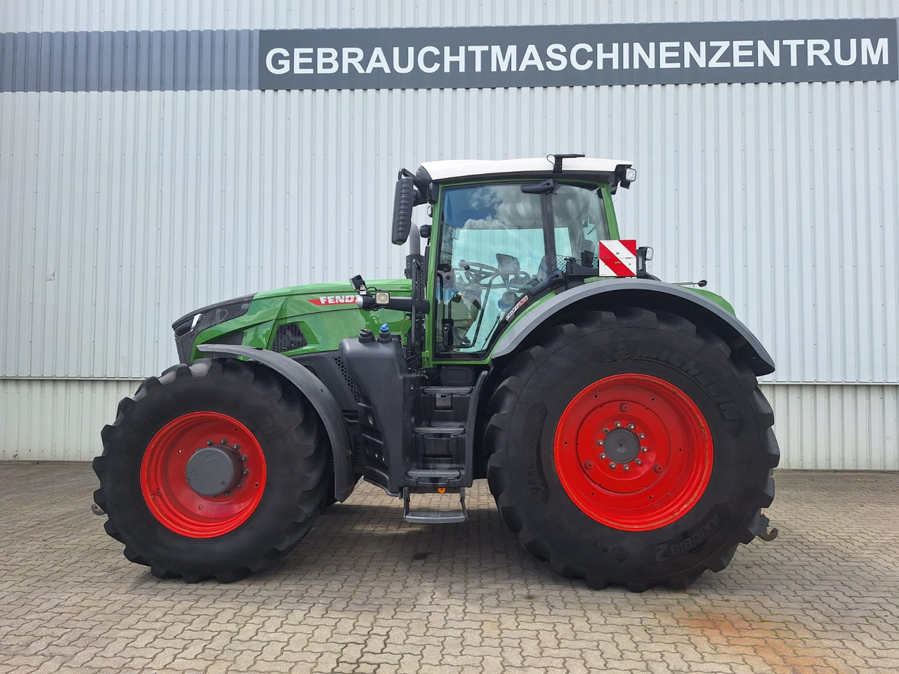 Fendt 942 Vario Gen6 ProfiPlus - Traktor: slika Fendt 942 Vario Gen6 ProfiPlus - Traktor Fendt 942 Vario Gen6 ProfiPlus - Traktor: slika Fendt 942 Vario Gen6 ProfiPlus - Traktor