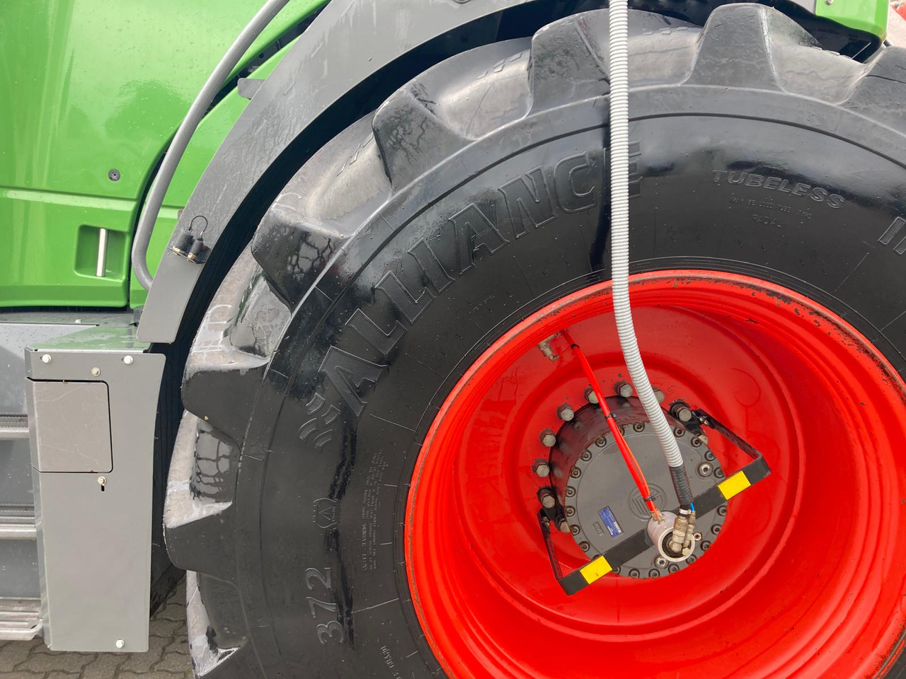 Fendt Katana 65 S4 - Kombajn: slika Fendt Katana 65 S4 - Kombajn Fendt Katana 65 S4 - Kombajn: slika Fendt Katana 65 S4 - Kombajn