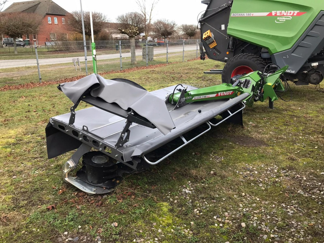 Fendt Slicer 3160 TLX - Kosilica: slika Fendt Slicer 3160 TLX - Kosilica Fendt Slicer 3160 TLX - Kosilica: slika Fendt Slicer 3160 TLX - Kosilica