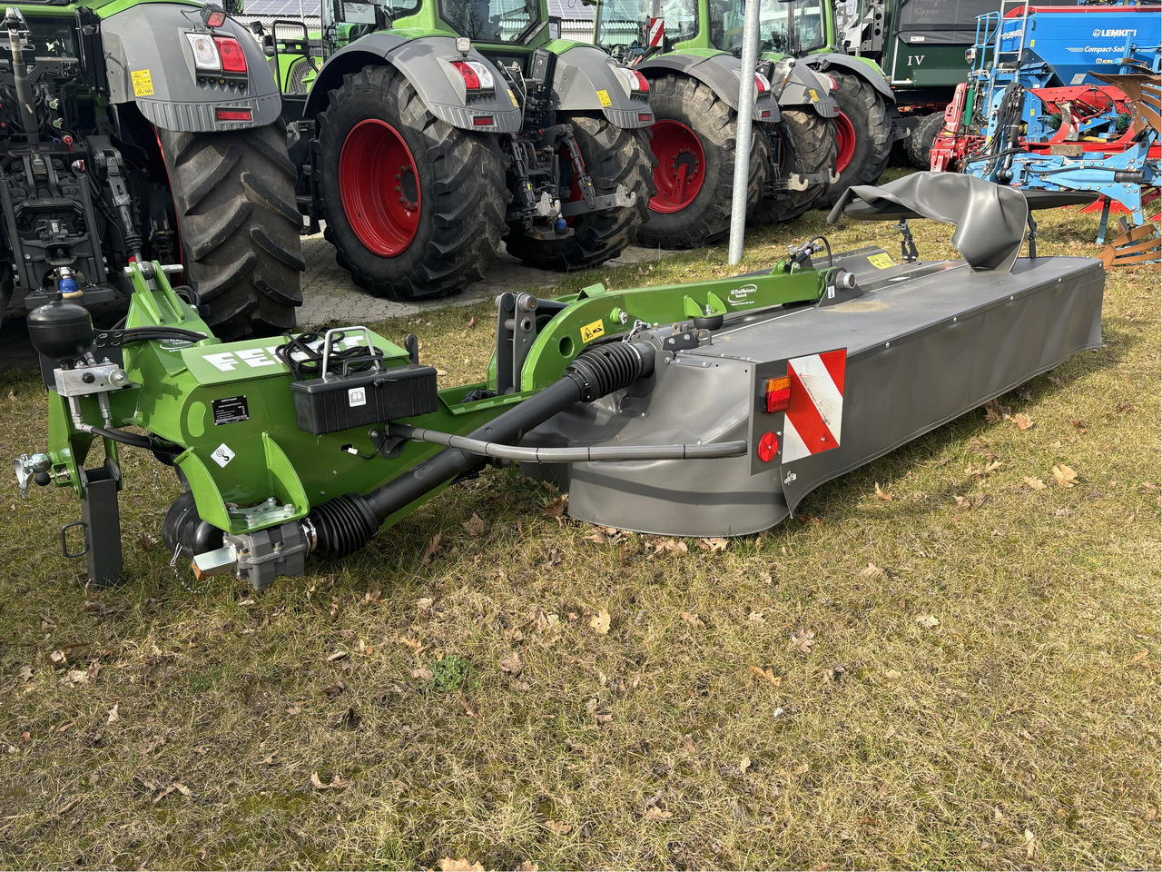 Fendt Slicer 3160 TLX - Kosilica: slika Fendt Slicer 3160 TLX - Kosilica Fendt Slicer 3160 TLX - Kosilica: slika Fendt Slicer 3160 TLX - Kosilica