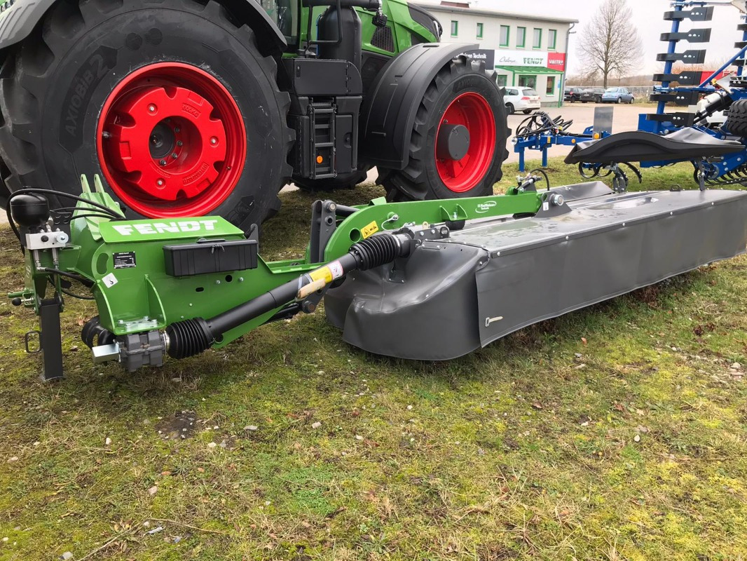 Fendt Slicer 3160 TLX - Kosilica: slika Fendt Slicer 3160 TLX - Kosilica Fendt Slicer 3160 TLX - Kosilica: slika Fendt Slicer 3160 TLX - Kosilica