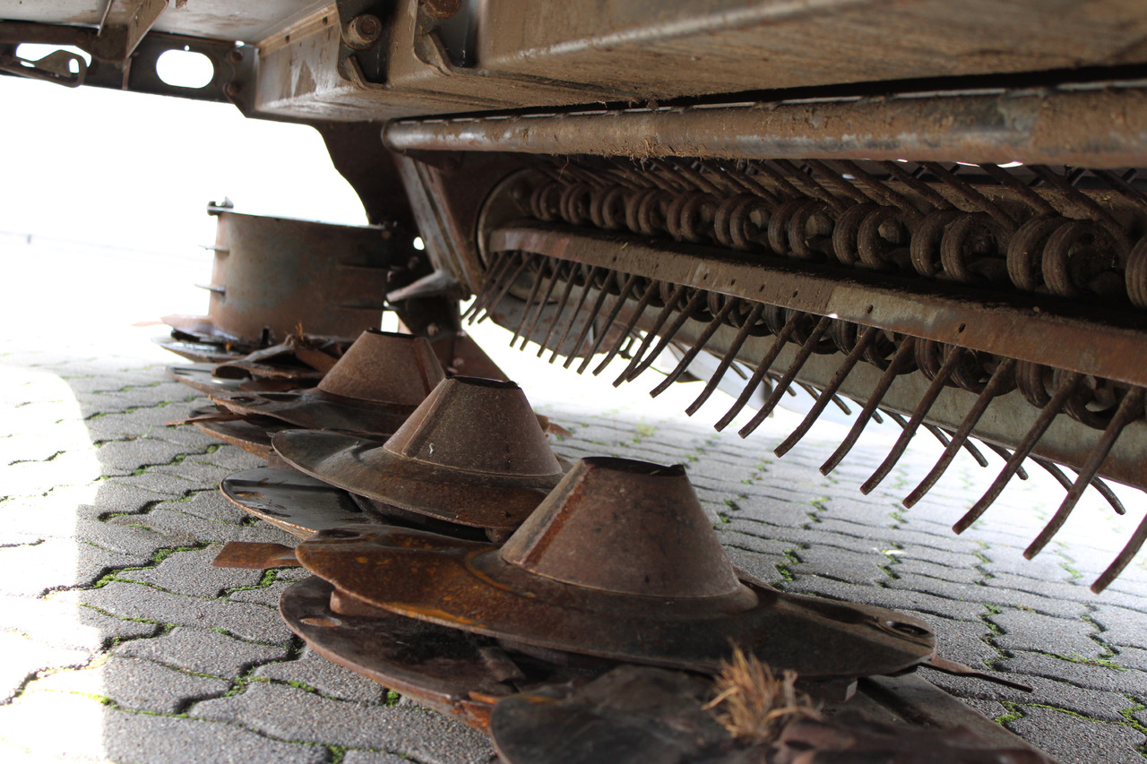 Fendt Slicer 360 FQ KC - Kosilica: slika Fendt Slicer 360 FQ KC - Kosilica Fendt Slicer 360 FQ KC - Kosilica: slika Fendt Slicer 360 FQ KC - Kosilica