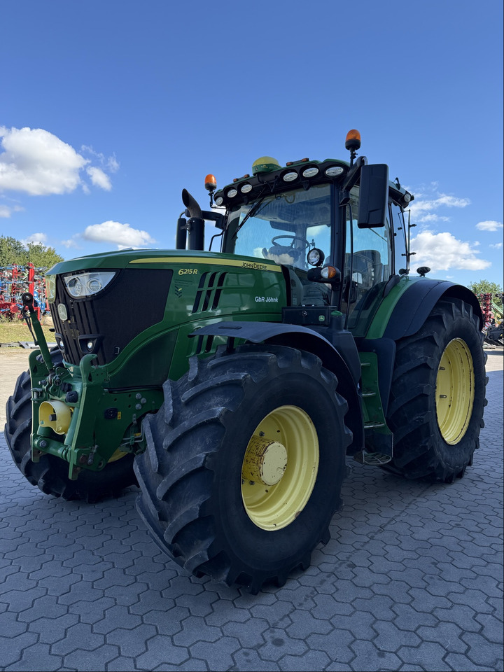 John Deere 6215R - Traktor: slika John Deere 6215R - Traktor John Deere 6215R - Traktor: slika John Deere 6215R - Traktor