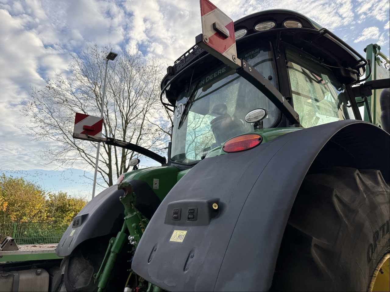 John Deere 7310R AutoPower - Traktor: slika John Deere 7310R AutoPower - Traktor John Deere 7310R AutoPower - Traktor: slika John Deere 7310R AutoPower - Traktor