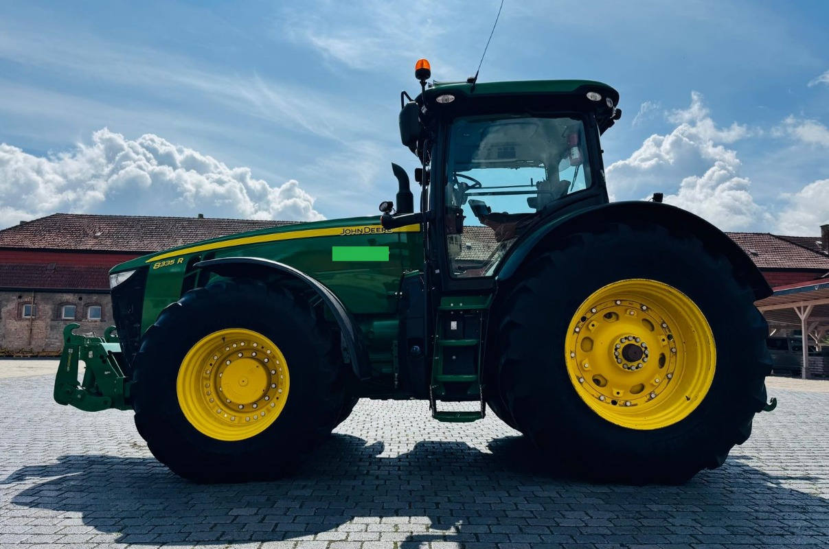 John Deere 8270R - Traktor: slika John Deere 8270R - Traktor John Deere 8270R - Traktor: slika John Deere 8270R - Traktor