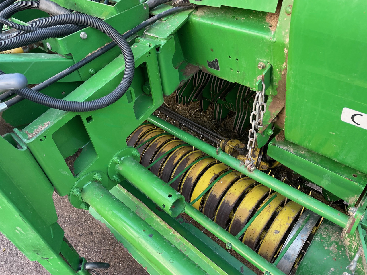 John Deere 864 Rundballenpresse - Oprema za prevrtanje sijena: slika John Deere 864 Rundballenpresse - Oprema za prevrtanje sijena John Deere 864 Rundballenpresse - Oprema za prevrtanje sijena: slika John Deere 864 Rundballenpresse - Oprema za prevrtanje sijena