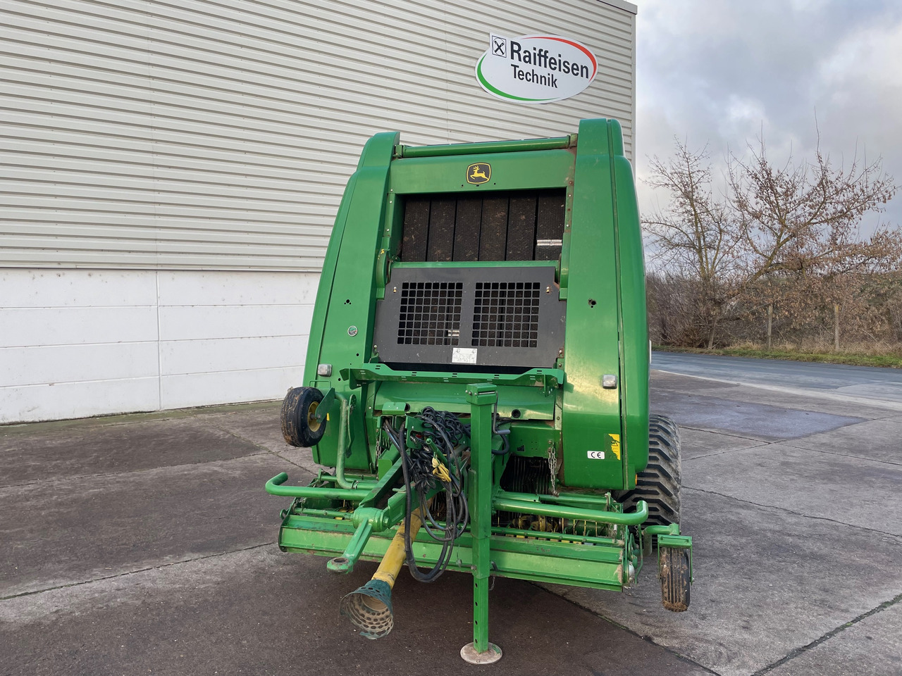 John Deere 864 Rundballenpresse - Oprema za prevrtanje sijena: slika John Deere 864 Rundballenpresse - Oprema za prevrtanje sijena John Deere 864 Rundballenpresse - Oprema za prevrtanje sijena: slika John Deere 864 Rundballenpresse - Oprema za prevrtanje sijena
