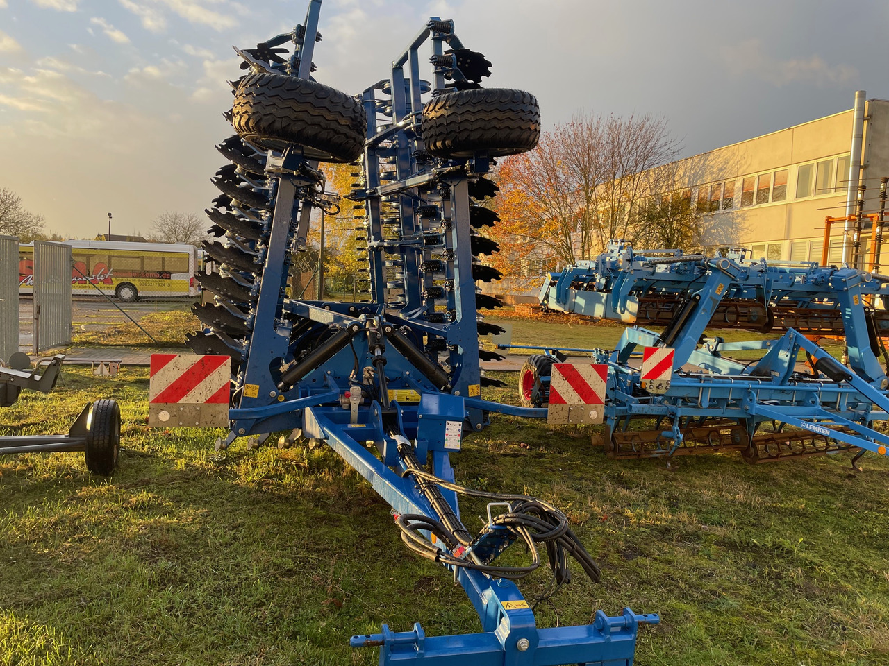 Köckerling Rebell classic 800 T 2.0 - Tanjurača: slika Köckerling Rebell classic 800 T 2.0 - Tanjurača Köckerling Rebell classic 800 T 2.0 - Tanjurača: slika Köckerling Rebell classic 800 T 2.0 - Tanjurača