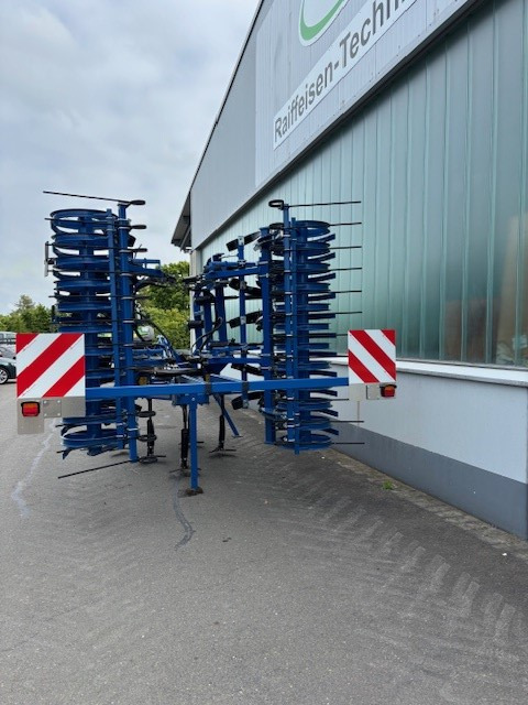 Köckerling Trio 400 mit Steinsicherung - Kultivator: slika Köckerling Trio 400 mit Steinsicherung - Kultivator Köckerling Trio 400 mit Steinsicherung - Kultivator: slika Köckerling Trio 400 mit Steinsicherung - Kultivator