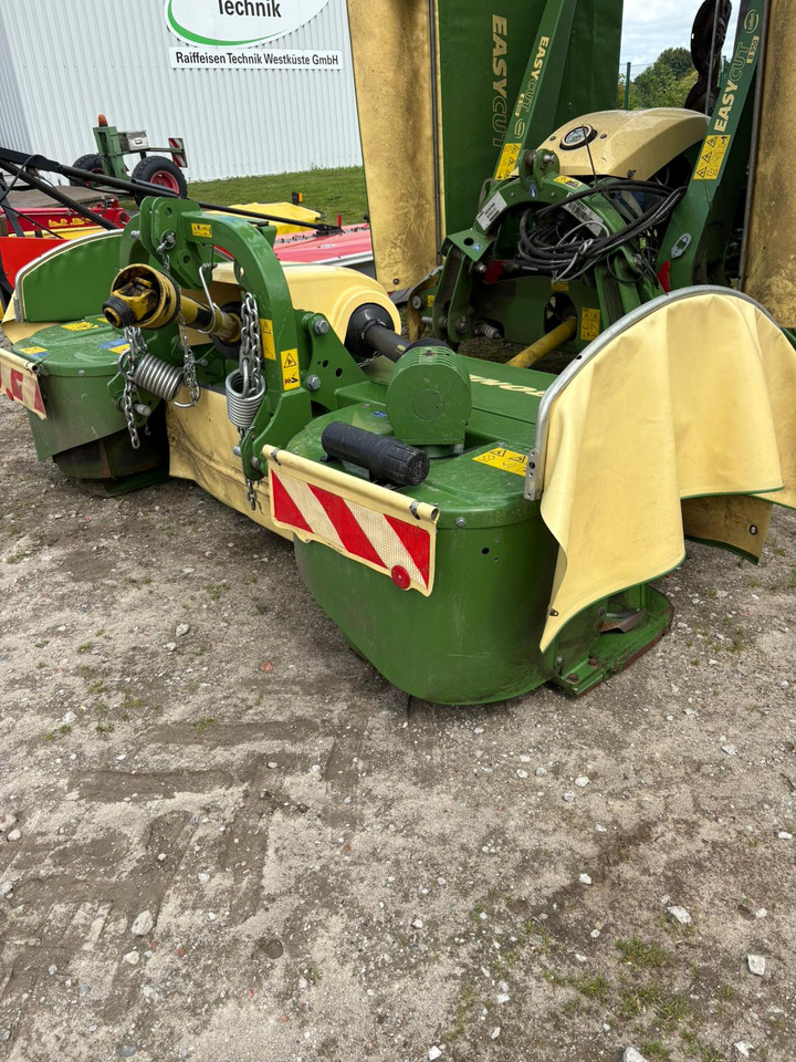 Krone Easy Cut F 320 - Kosilica: slika Krone Easy Cut F 320 - Kosilica Krone Easy Cut F 320 - Kosilica: slika Krone Easy Cut F 320 - Kosilica