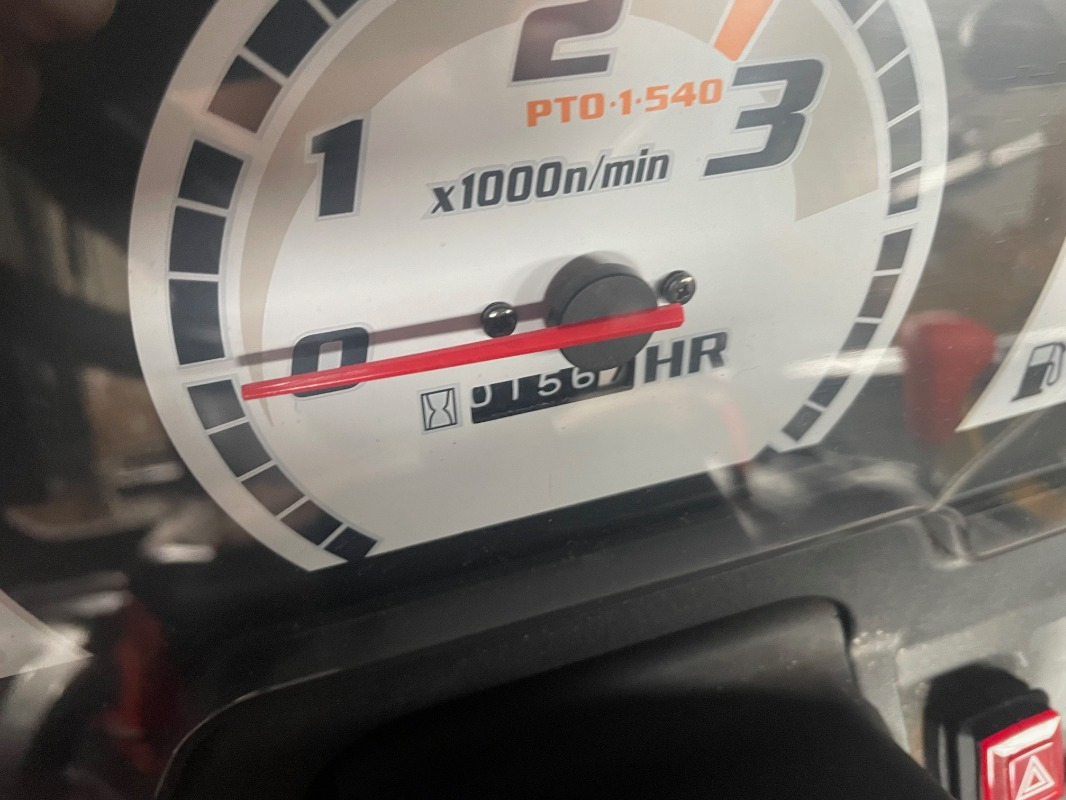 Kubota B 1620 D - Općinski traktor: slika Kubota B 1620 D - Općinski traktor Kubota B 1620 D - Općinski traktor: slika Kubota B 1620 D - Općinski traktor
