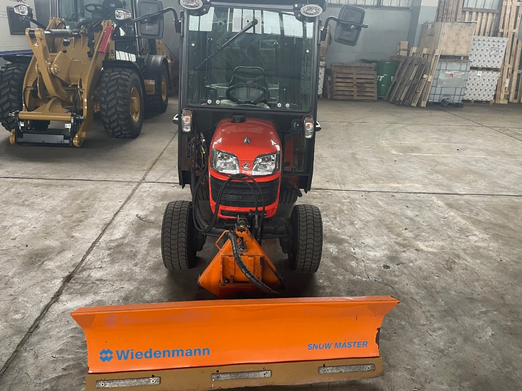 Kubota B 1620 D - Općinski traktor: slika Kubota B 1620 D - Općinski traktor Kubota B 1620 D - Općinski traktor: slika Kubota B 1620 D - Općinski traktor