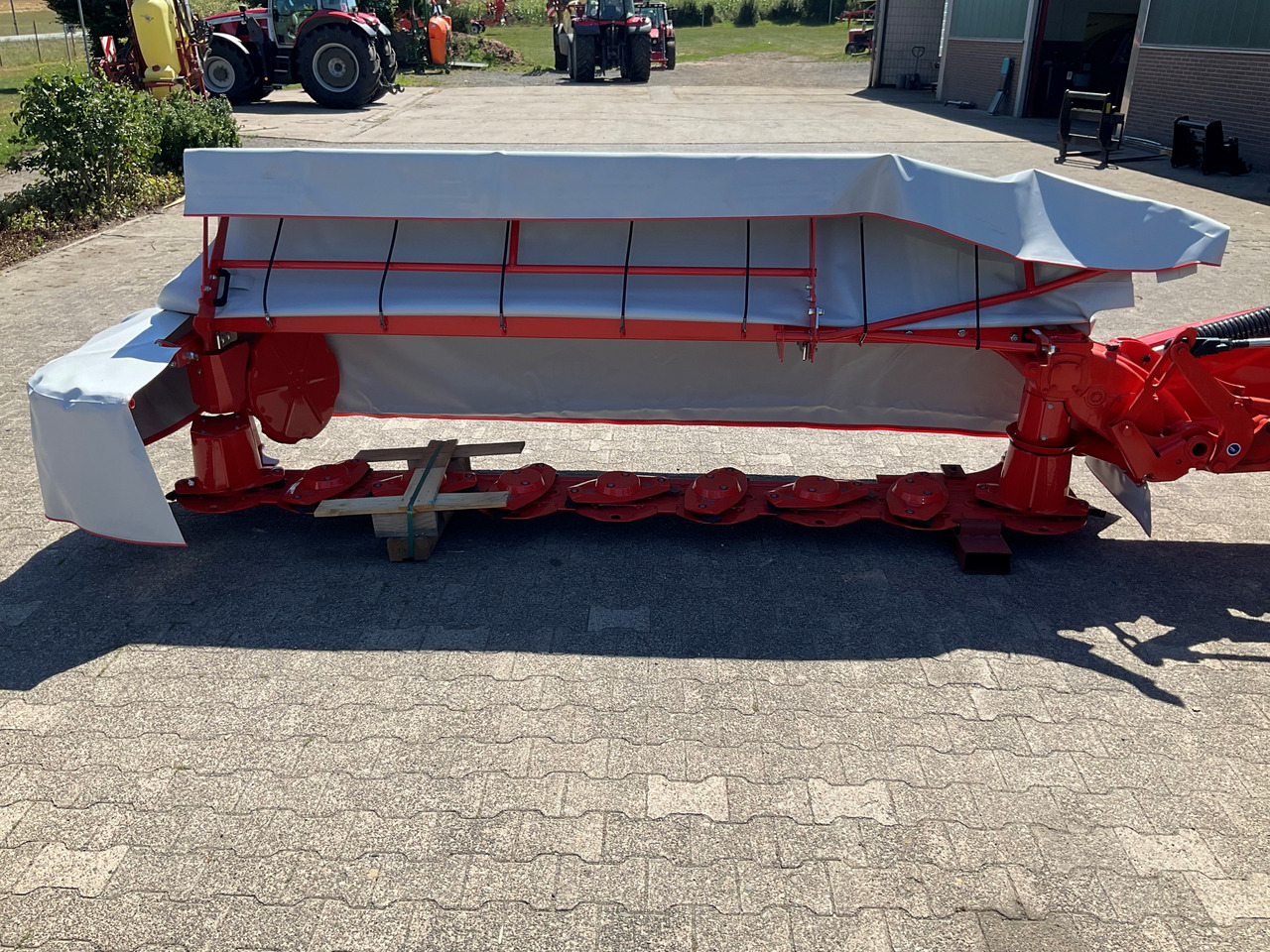 Kuhn GMD 355-FF Scheibenmähwerke - Kosilica: slika Kuhn GMD 355-FF Scheibenmähwerke - Kosilica Kuhn GMD 355-FF Scheibenmähwerke - Kosilica: slika Kuhn GMD 355-FF Scheibenmähwerke - Kosilica