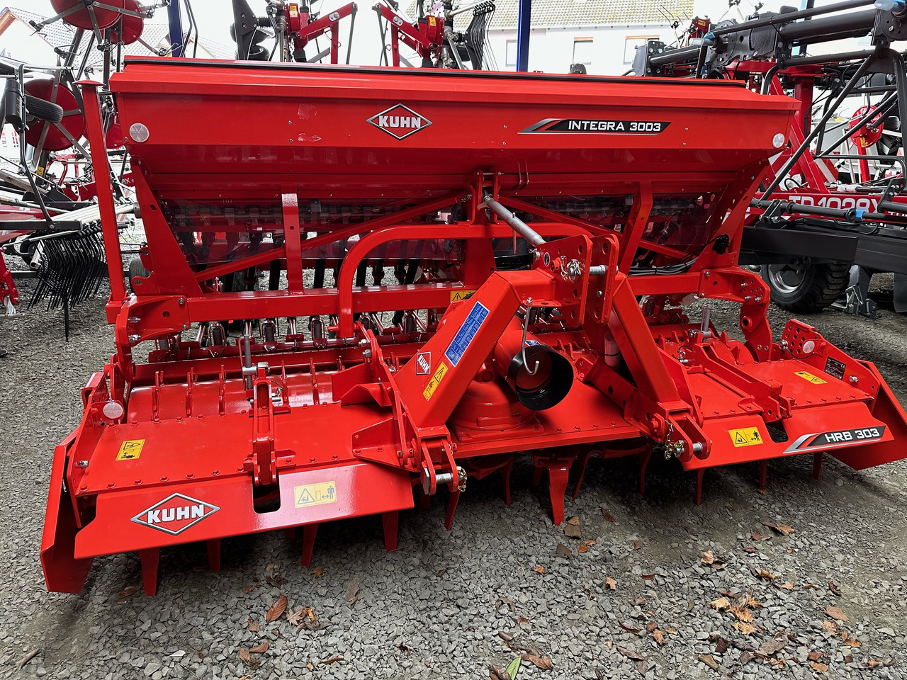 Kuhn Integra 3003 24 SD - Sijačica: slika Kuhn Integra 3003 24 SD - Sijačica Kuhn Integra 3003 24 SD - Sijačica: slika Kuhn Integra 3003 24 SD - Sijačica