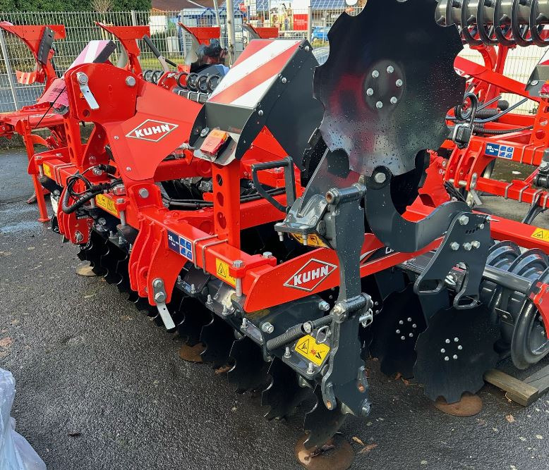 Kuhn OPTIMER L300 - Drljača: slika Kuhn OPTIMER L300 - Drljača Kuhn OPTIMER L300 - Drljača: slika Kuhn OPTIMER L300 - Drljača