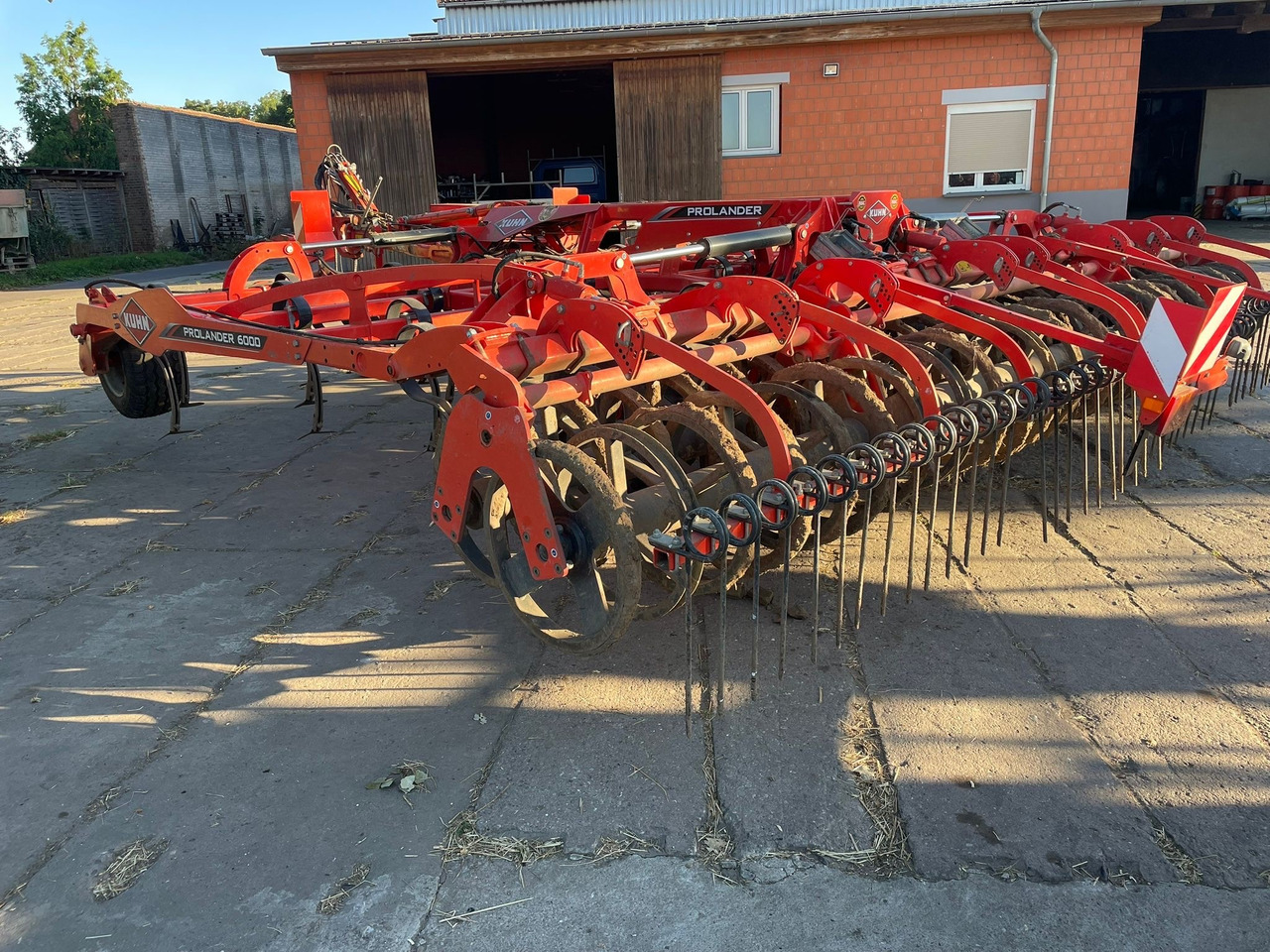Kuhn Prolander 6000 - Kultivator: slika Kuhn Prolander 6000 - Kultivator Kuhn Prolander 6000 - Kultivator: slika Kuhn Prolander 6000 - Kultivator