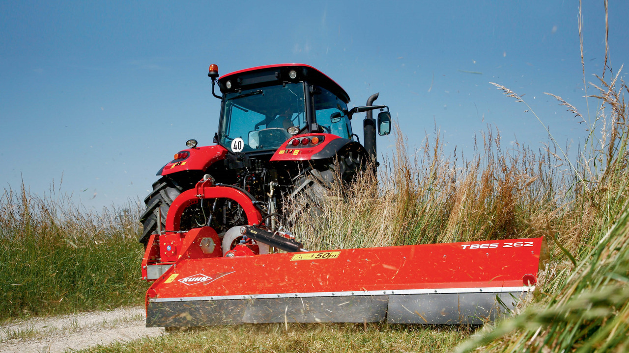 Kuhn TBES 262 - schwere Hammerschlé - Malčer sa čekićima: slika Kuhn TBES 262 - schwere Hammerschlé - Malčer sa čekićima Kuhn TBES 262 - schwere Hammerschlé - Malčer sa čekićima: slika Kuhn TBES 262 - schwere Hammerschlé - Malčer sa čekićima