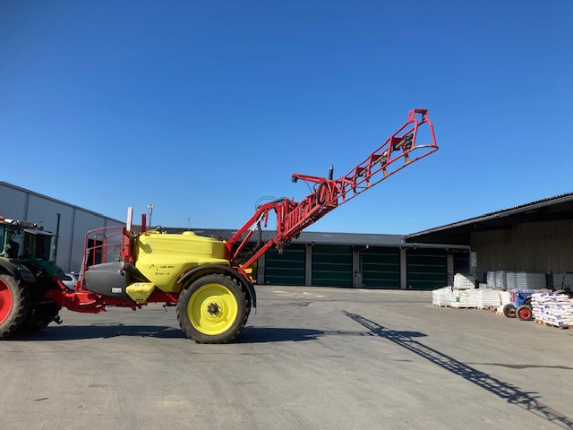 Kverneland iXtrack C 40 - Prskalica: slika Kverneland iXtrack C 40 - Prskalica Kverneland iXtrack C 40 - Prskalica: slika Kverneland iXtrack C 40 - Prskalica